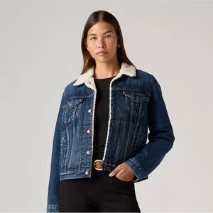 LEVI’S ORIGINAL SHERPA TRUCKER JACKET